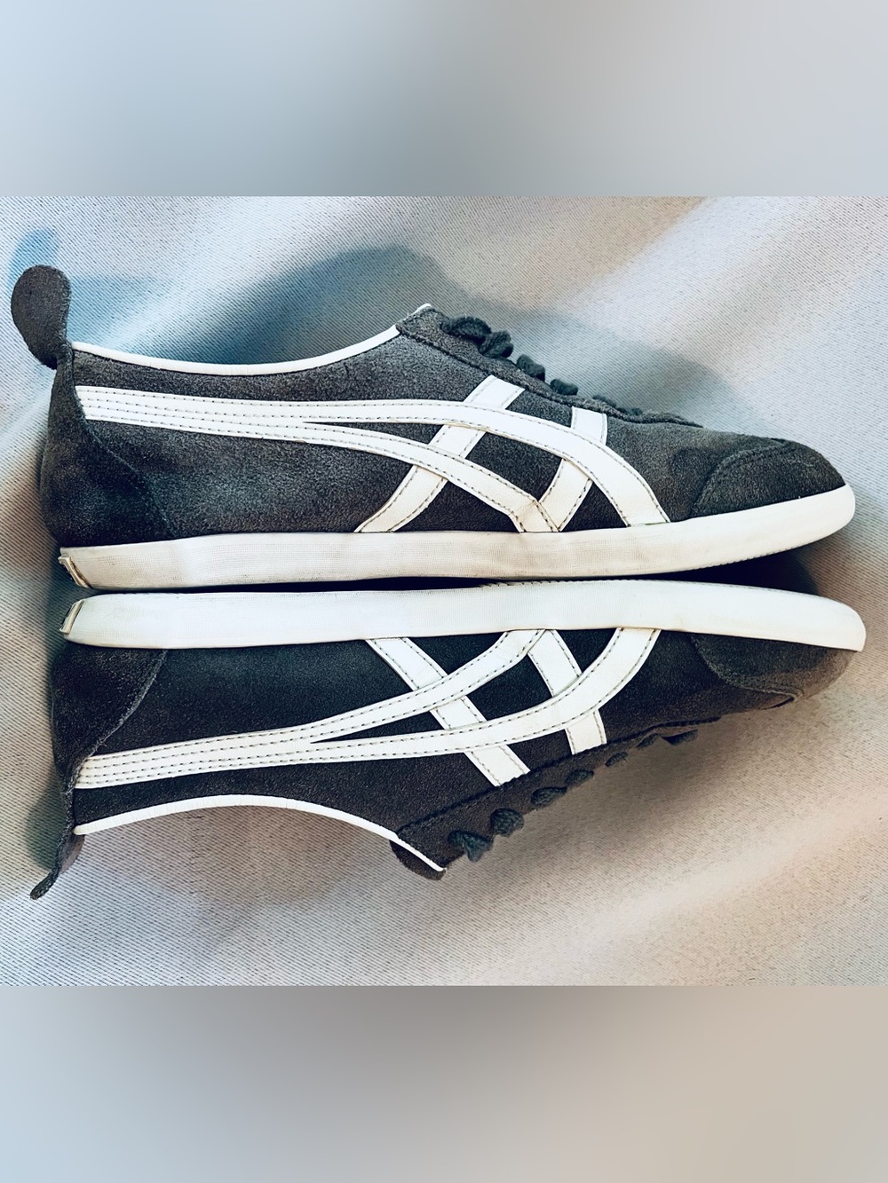 Onitsuka Tiger Mexico 66 Vulc SU in Charcoal/White in Women’s 8.5 - Picture 2 of 9